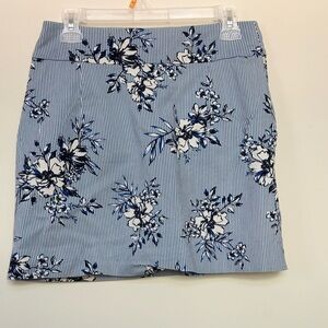 Skort in blue and white size 6 - beautiful skort get ready for spring- summer